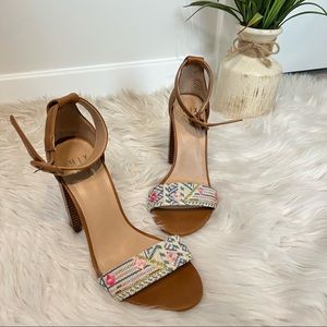 Mix No. 6 Heels in tan & tribal print size 7.5